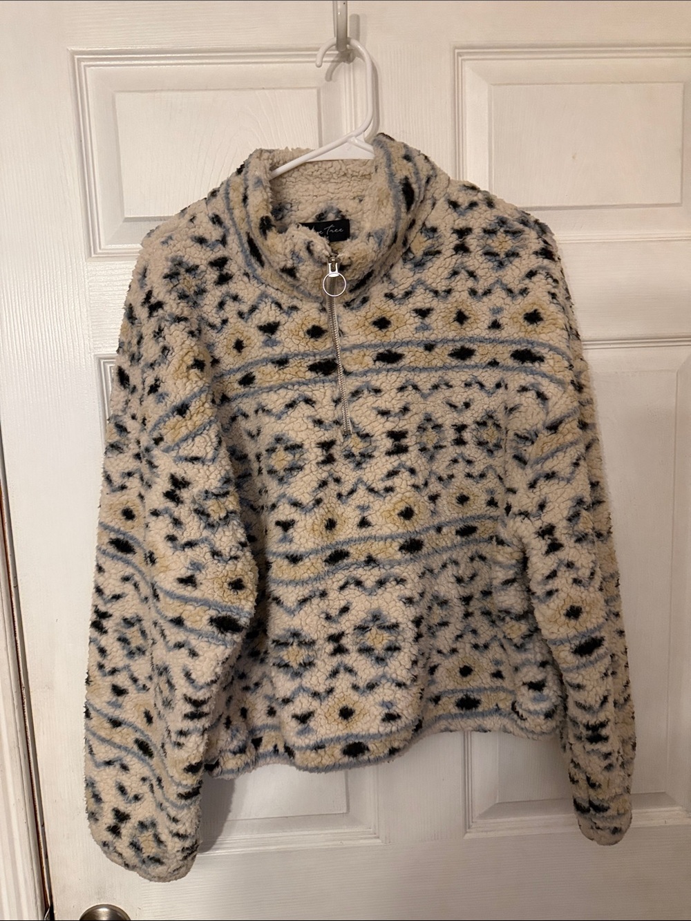 Love Tree Cream and Black Patterned Teddy Jacket